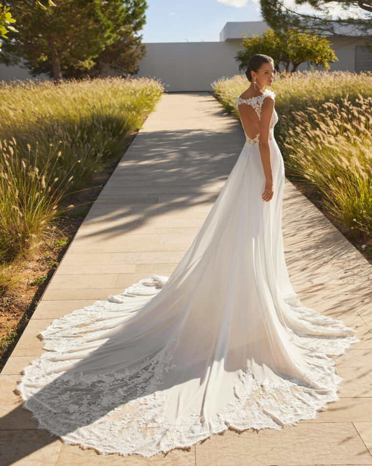 Vestido de novia Saphi de Adriana Alier | ANA LAY Sevilla