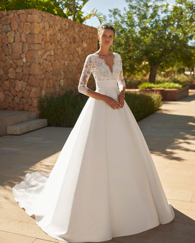 Vestido de novia Sona de Adriana Alier | ANA LAY Sevilla