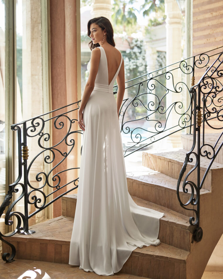 Vestido de novia Ada de Adriana Alier | ANA LAY Sevilla