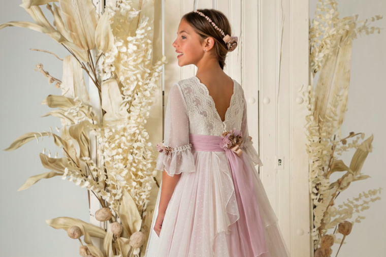 Vestido de comunión niña modelo A867 | ANA LAY Sevilla