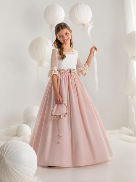 Vestido de Comunión en lino marfil y falda rosa 7715